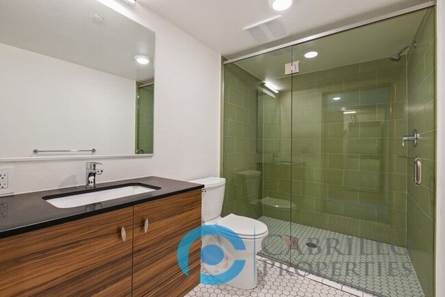 Building Photo - 2870 Fourth Avenue