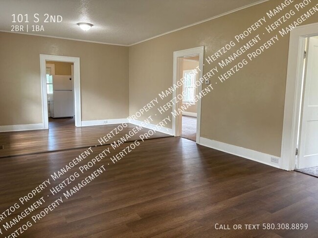 Building Photo - 101 S 2nd-