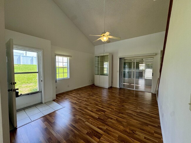 Building Photo - Charming 2-Bedroom Home in Clermont, FL (5...