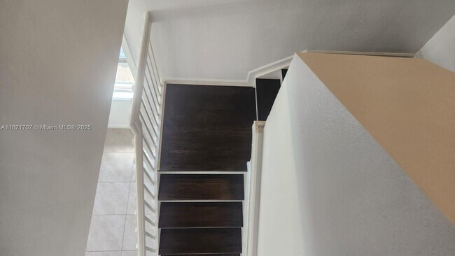 Building Photo - 25309 SW 118 Ct