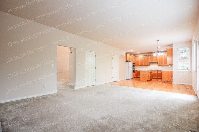 Building Photo - 16107 SE Bybee Ct