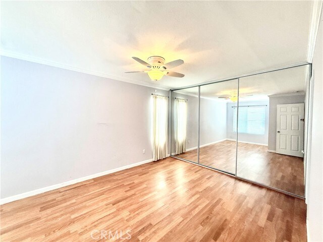 Building Photo - 2521 W Sunflower Ave