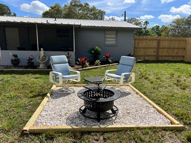 Building Photo - 3823 42nd St