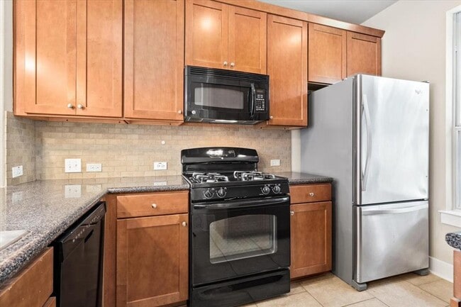 Building Photo - 1601 Miriam Ave