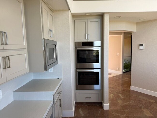 Building Photo - Pleasanton 4 bed / 4 bath Ultra-Private 1.3-Acre Sanctuary with Panoramic Views, pool and spa