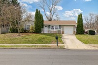 Building Photo - 2541 Symphony Ln