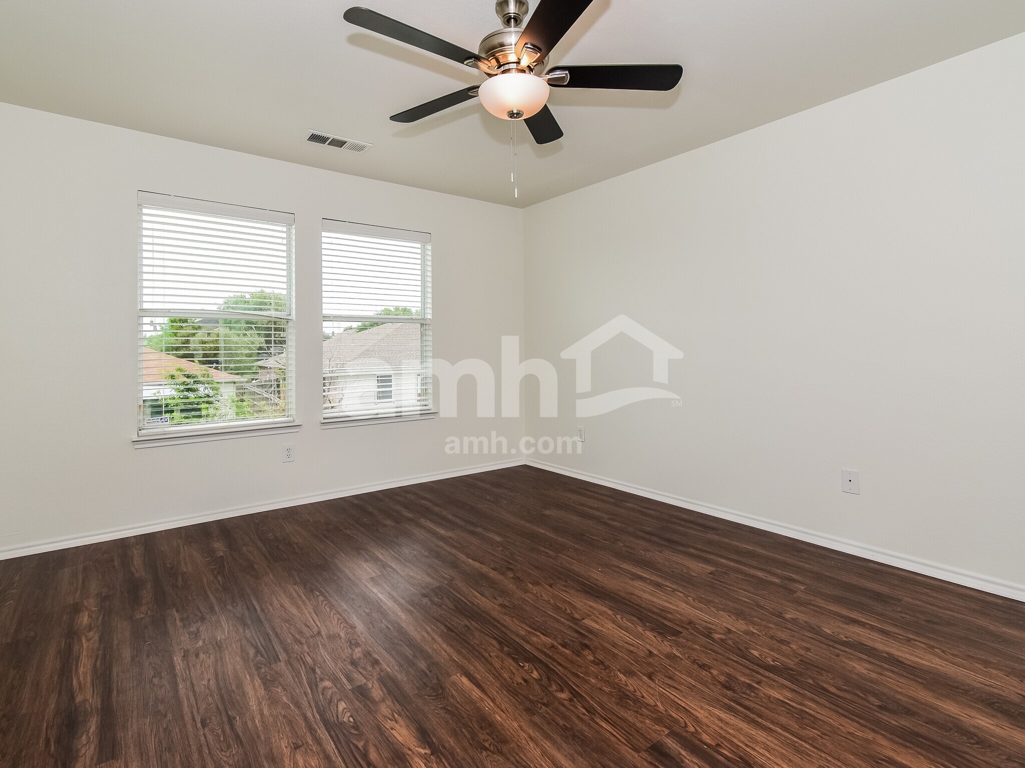 Building Photo - 2110 Aster Trail