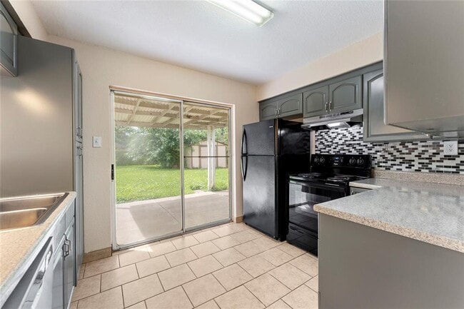 Building Photo - 8518 Barrybrook Ln