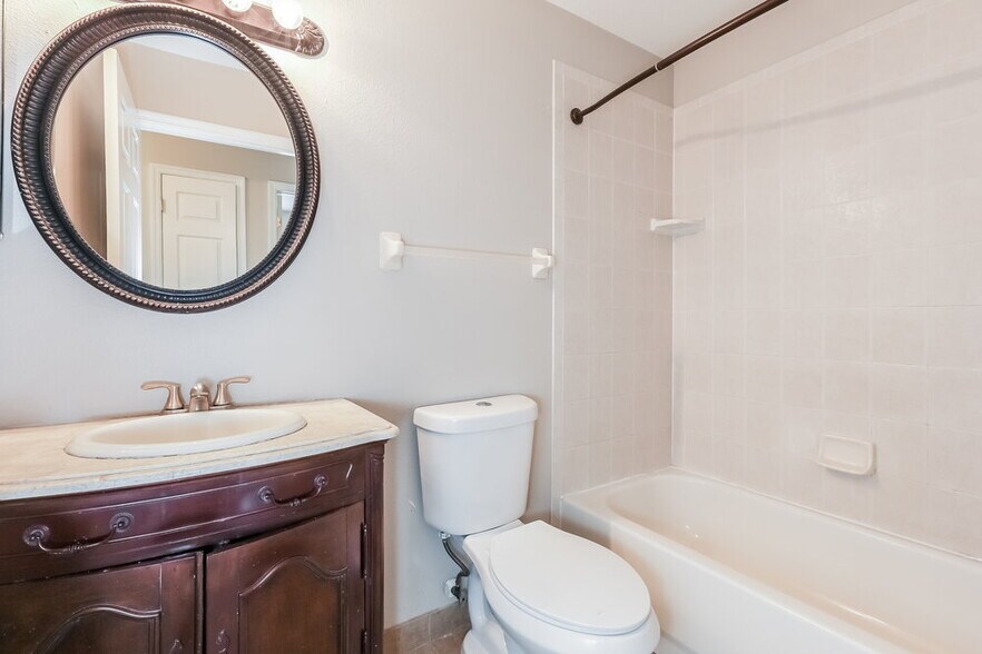 Building Photo - 4711 Ramshead Dr