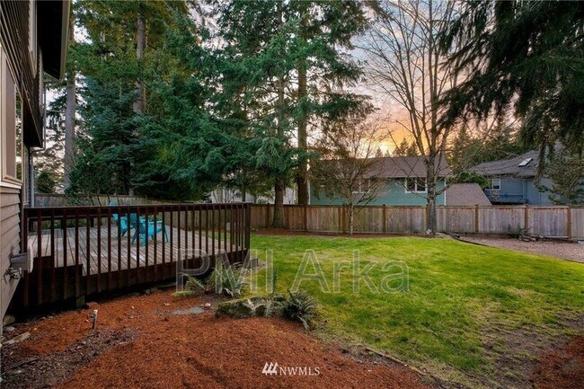 Building Photo - 23960 SE 42nd Pl