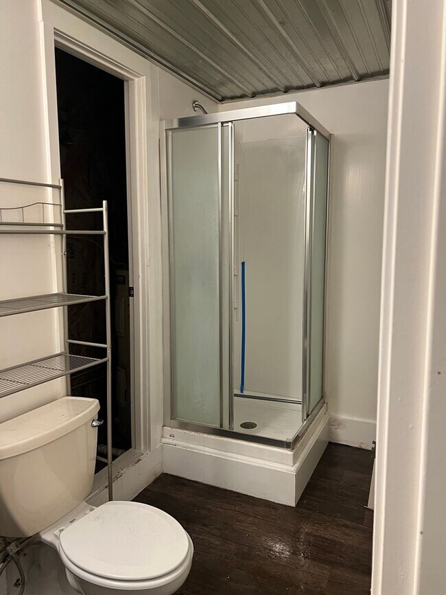 Building Photo - 311 1/2 South 10th Street