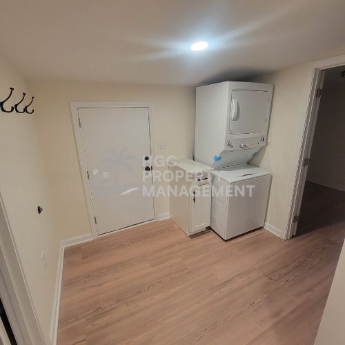 Building Photo - 1004 Ware St