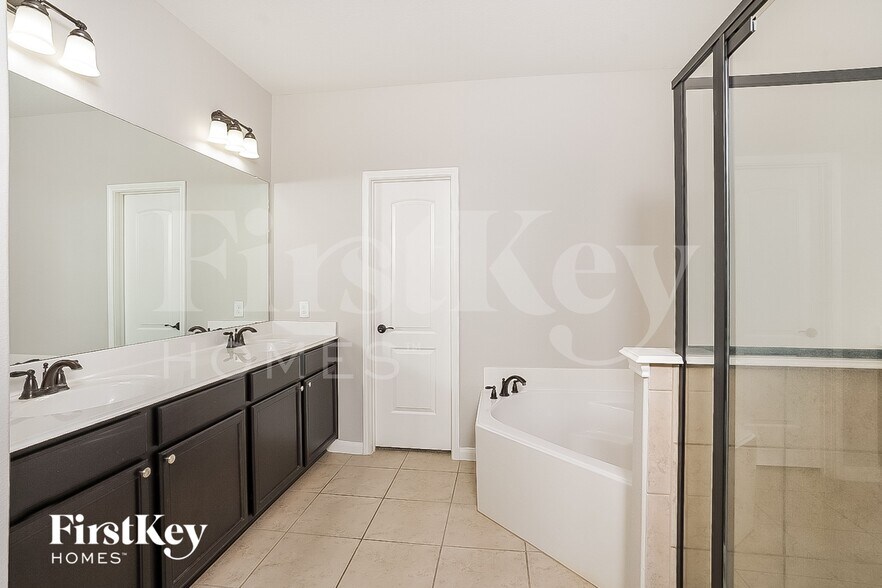 Building Photo - 22630 August Crow Dr