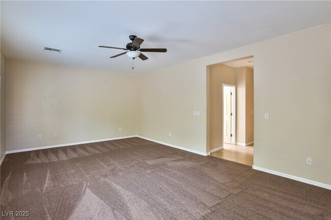 Building Photo - 2264 Laurel Heights Ln