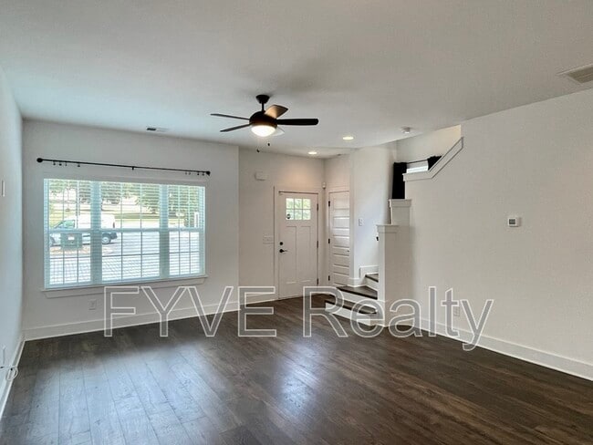 Building Photo - 300 Stewarts Ferry Pike