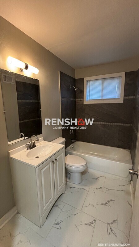 Building Photo - 3667 Southland St