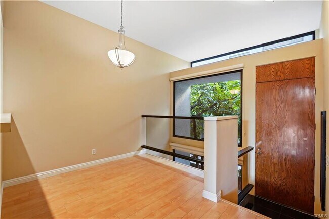 Building Photo - 500 E Del Mar Blvd