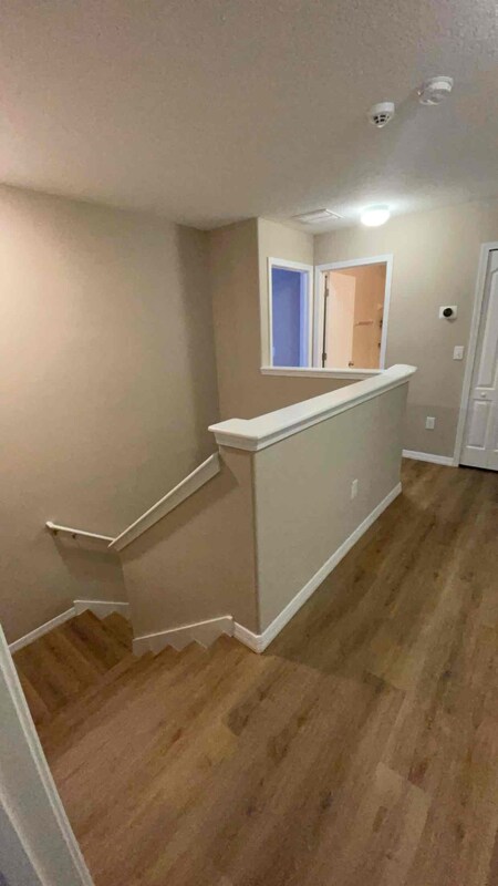 Building Photo - 10808 Whitecap Dr