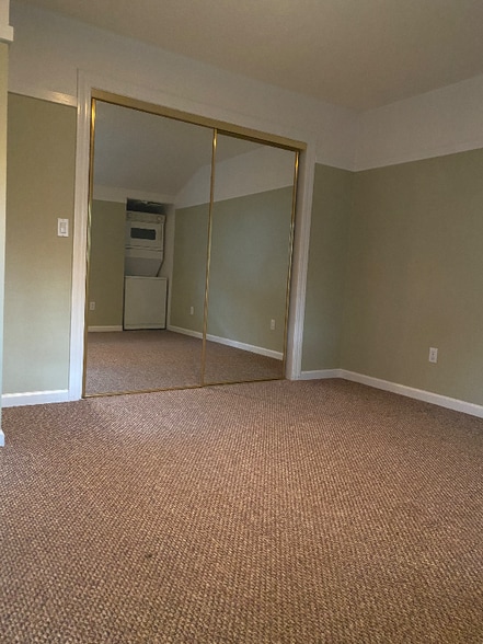 Building Photo - 130 Lily Vine Ln