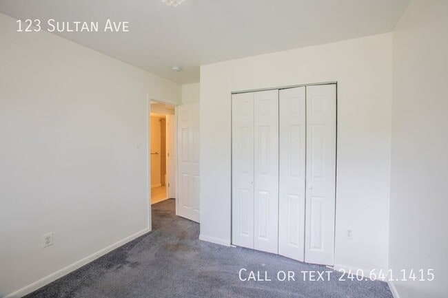 Building Photo - 123 Sultan Ave