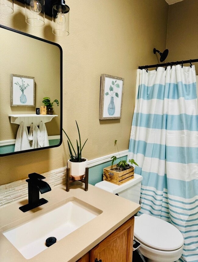 Building Photo - 3-Bedroom Home with Garden Oasis & Covered Patio – Bethel Neighborhood