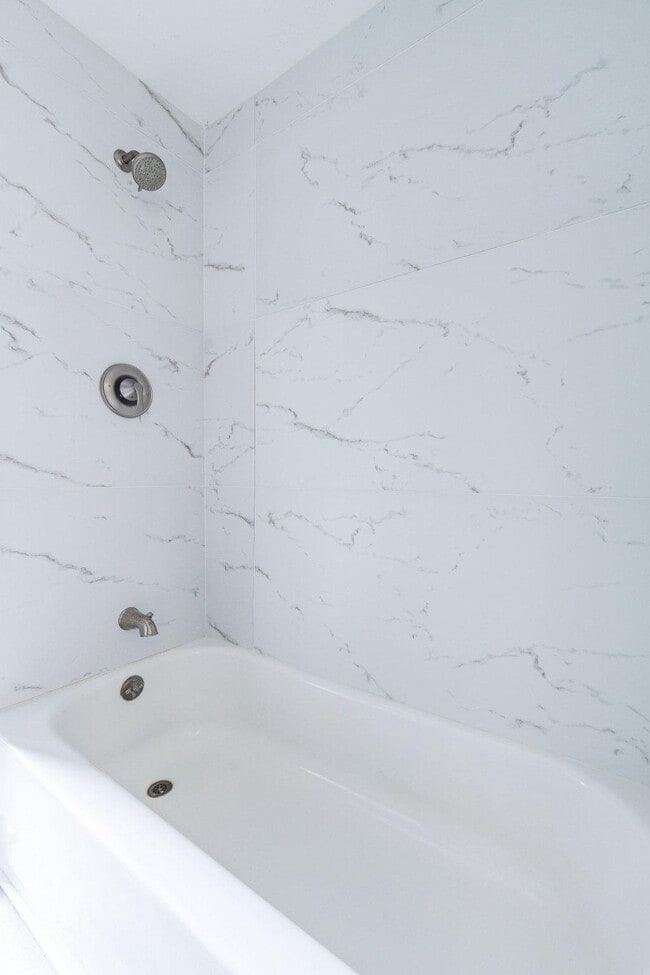 Building Photo - 6634 Musgrave St