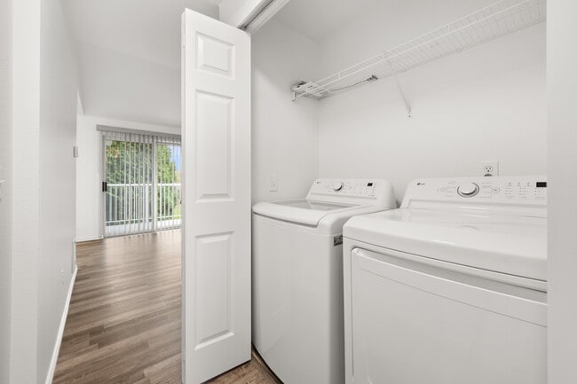 Building Photo - 7453 Newcastle Golf Club Rd