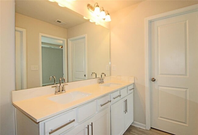 Building Photo - 1675 Coasta Way