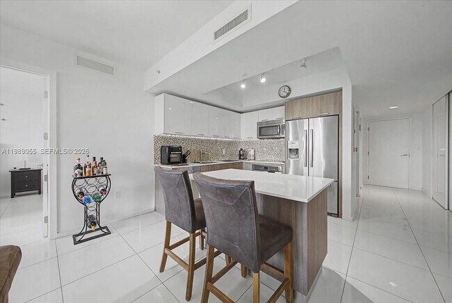 Building Photo - 5252 NW 85th Ave