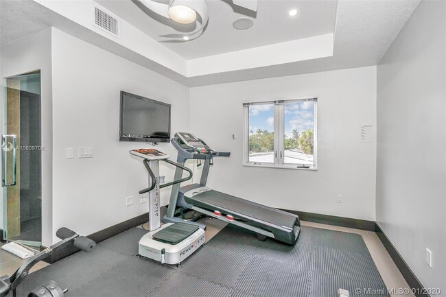 Building Photo - 2612 Key Largo Ln