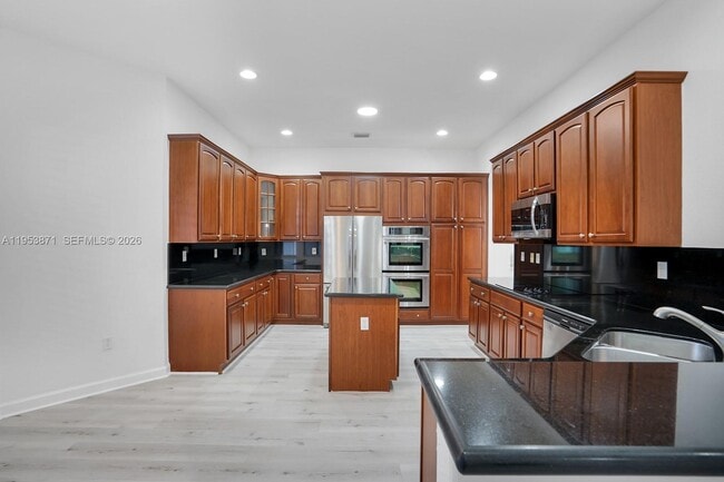 Building Photo - 7871 SW 195th Terrace