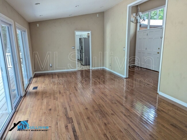 Building Photo - 111 Virginia Dr