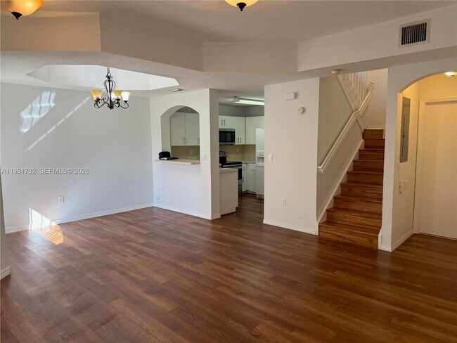 Building Photo - 764 SW 106th Ave