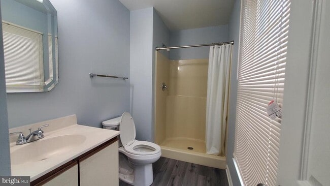 Building Photo - 6539 Huntshire Dr