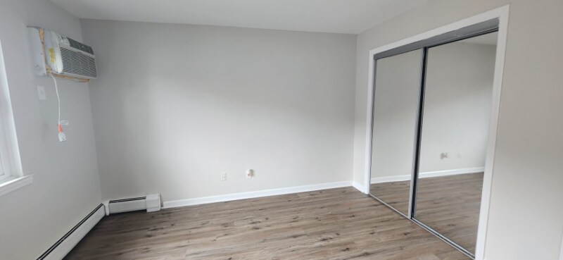 Building Photo - 219 Roosevelt St