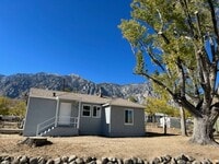 Building Photo - Charming 3 Bedroom 1 Bath Home in Bishop's...