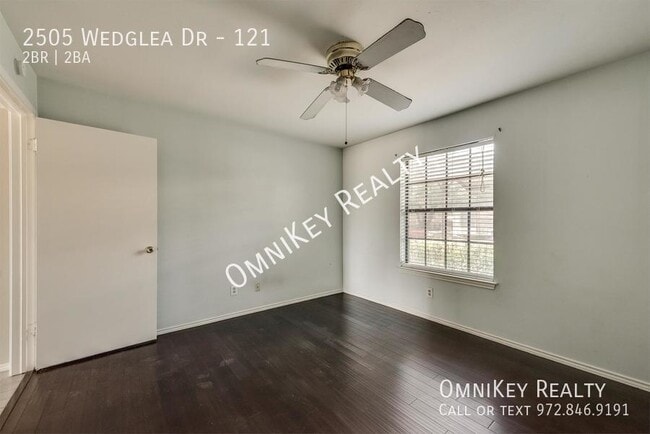 Building Photo - 2505 Wedglea Dr