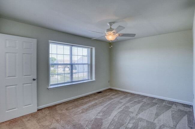 Building Photo - New, New, New - Spacious 3 Bedroom Townhouse with a Finished Basement !!