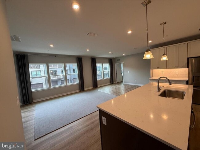 Building Photo - 4395 Peach Lily Ln