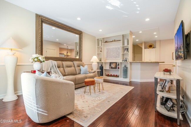 Building Photo - 73 Via Colinas