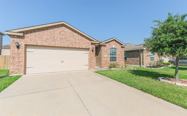 Primary Photo - 5114 Harbor Palm Dr