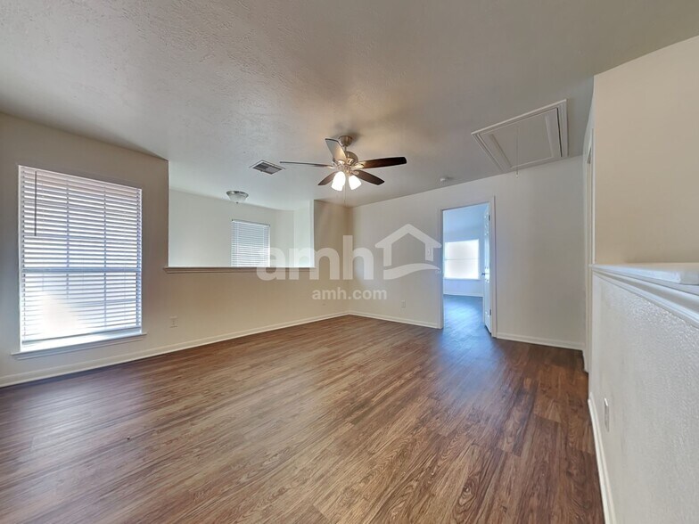 Building Photo - 6550 Garden Trail Ct