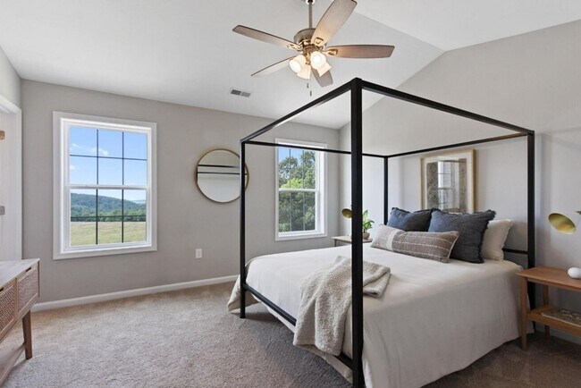 Building Photo - Coming Soon! Beautiful 3 Bedroom, 2.5 Bath...