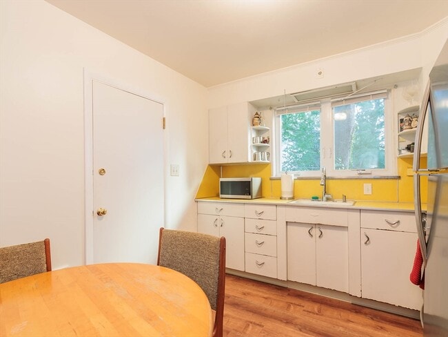 Building Photo - 53 Sacramento St