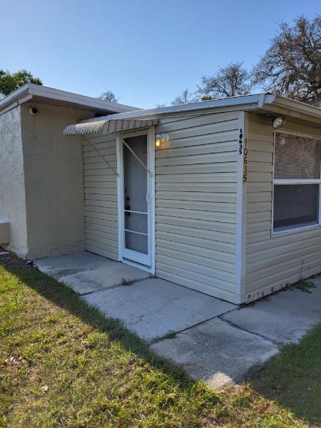 Building Photo - 10635 Kim Ln