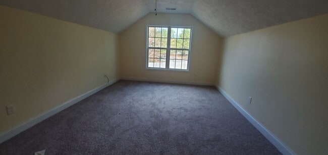 Building Photo - 211 Wolfbridge Dr