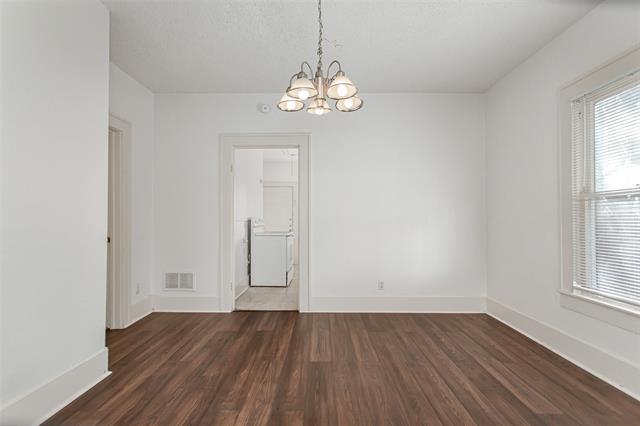 Building Photo - 316 W Avenue A