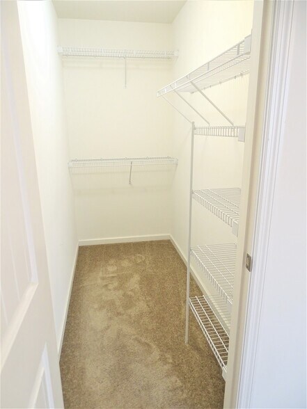 Building Photo - 126 Wheatstone Ln
