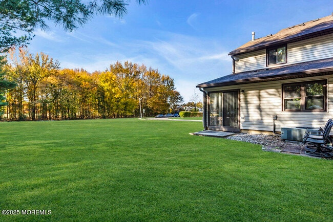 Building Photo - 438 Oak Knoll Dr