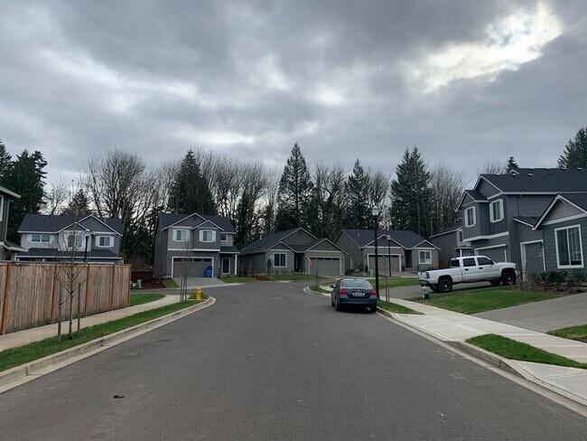 Building Photo - COMING SOON END OF FEB Salmon Creek Legacy Estates....  Front yard care provided - EZ 1/5 & 205 a...